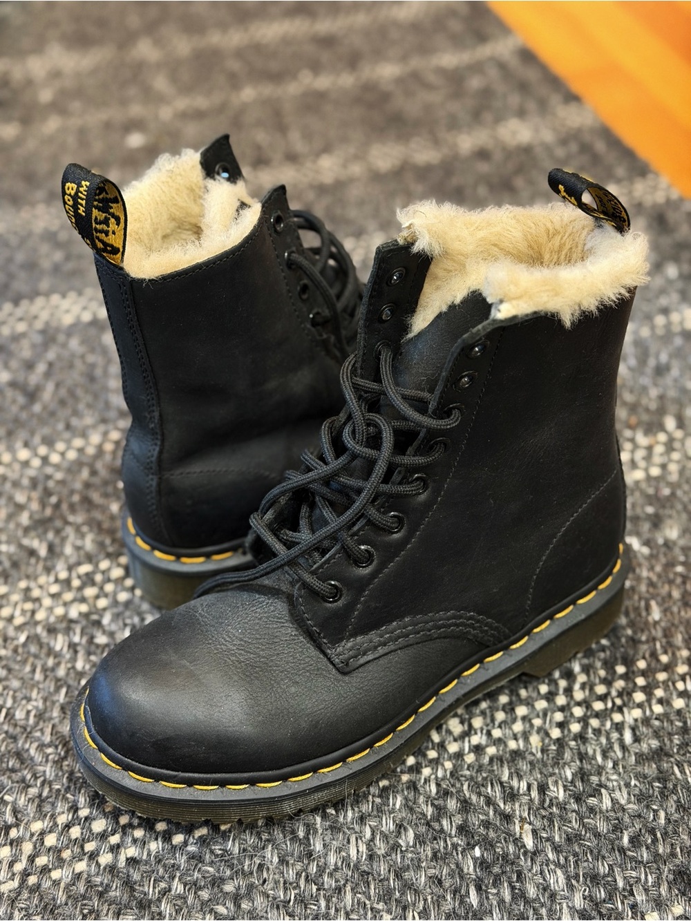 1460 Dr. Martens Faux Fur Lined Up Boots size 7